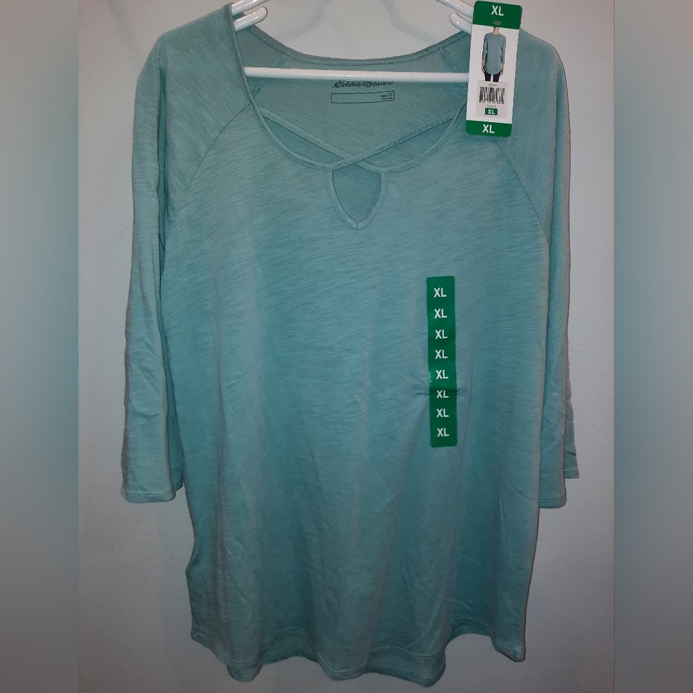 NWT Eddie Bauer blue green criss cross v-neck t-shirt womens size XL, 3/4 sleeve